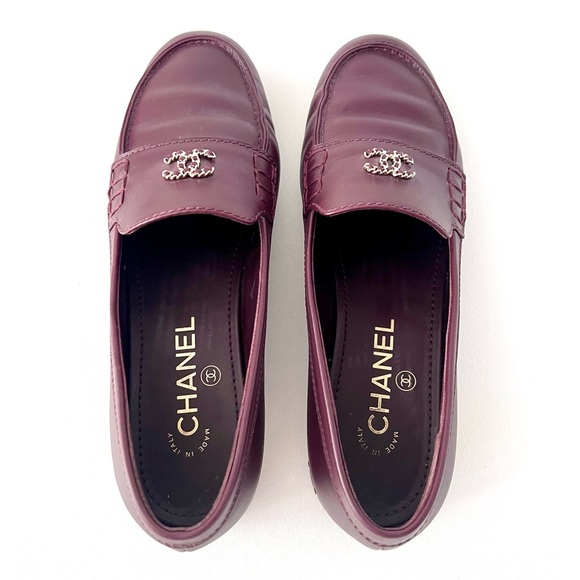 CHANEL | CC Interlocking Logo Gold Chain Burgundy Leather Loafers Moccasin 37.5 - Picture 8 of 16